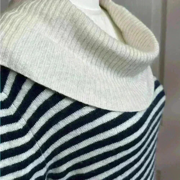 Vineyard Vines Sweater Long Sleeve Navy & Cream Striped Angora/Cashmere Women S - Picture 5 of 9